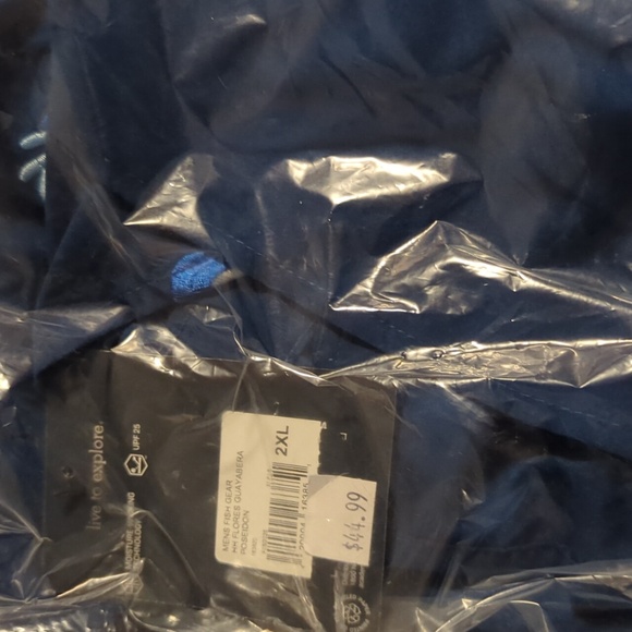 Magellan Outdoors Hispanic Heritage Flores Azul Guayabera Shirt- 2XL - Picture 2 of 3